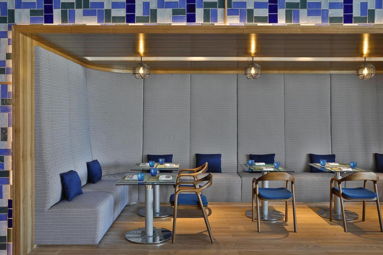 מלון W מוסקט מראה חיצוני תמונה The interior of the restaurant