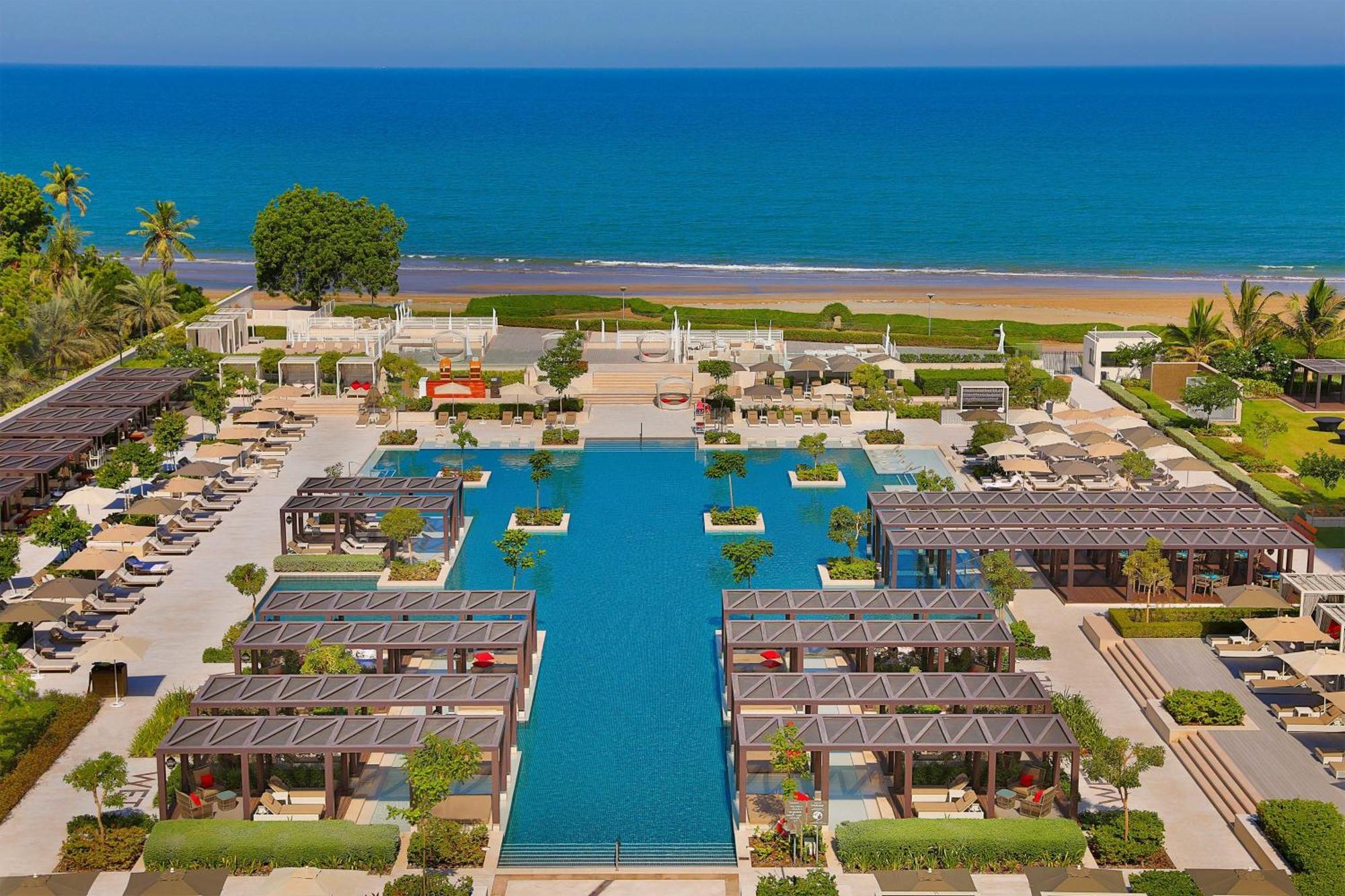 מלון W מוסקט מראה חיצוני תמונה Aerial view of the resort